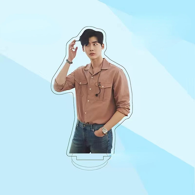 Poster penutup Majalah Lee Jon - Modern Korean Lifestyle ulasan dan harga